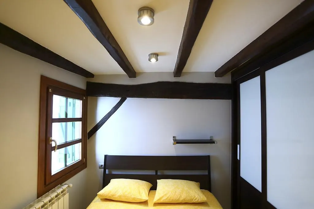 Marinelarena By Smiling Rentals Hondarribia 0*,  España
